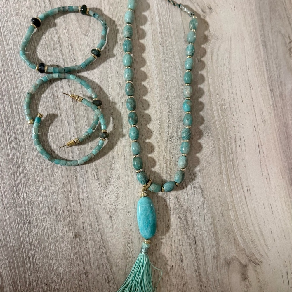 Kendra Scott Insley Turquoise Beaded Necklace Set